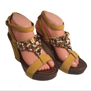 Almost New APEPAZZA Embellished Wedged Sandals